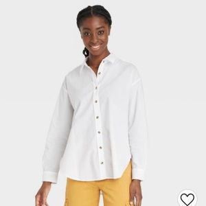 Women’s Oversized Universal Thread Button Up